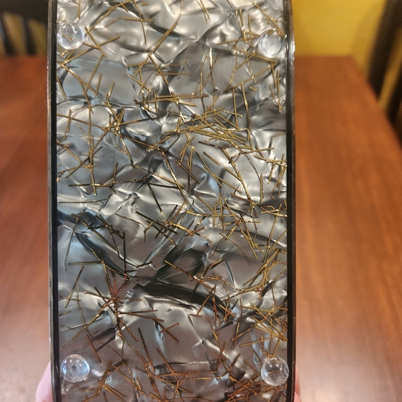 Vintage 1950s Lucite Confetti Bag carved panel top and hand strap - Picture 9 of 10